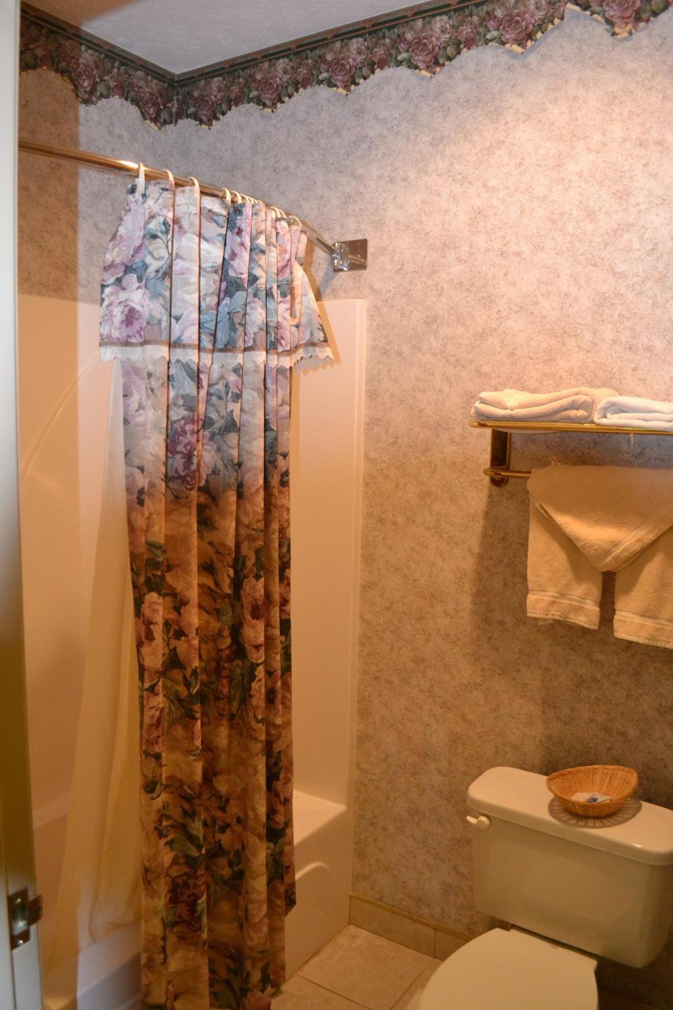 Countryside Suites אומהה מראה חיצוני תמונה