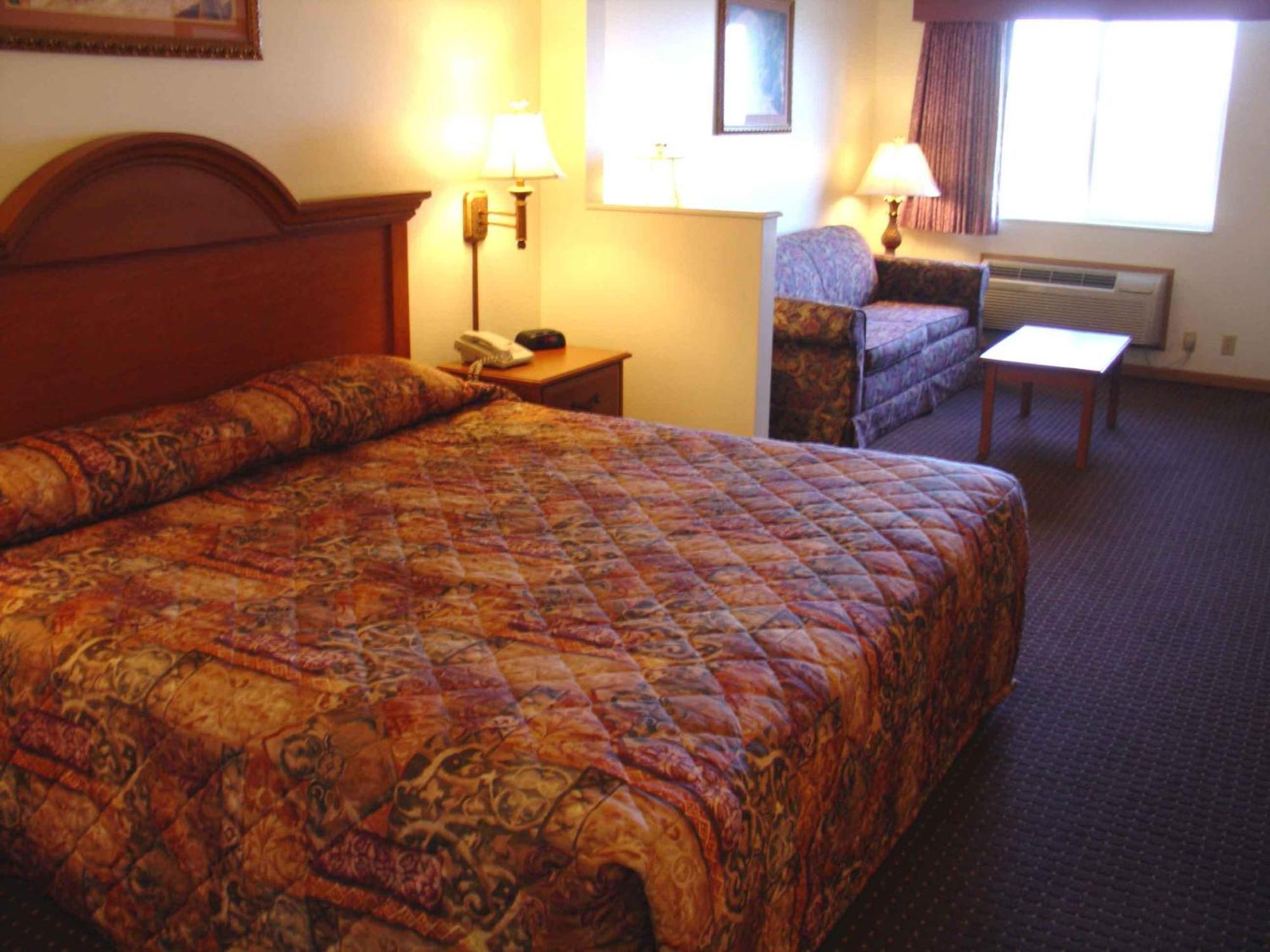 Countryside Suites אומהה מראה חיצוני תמונה