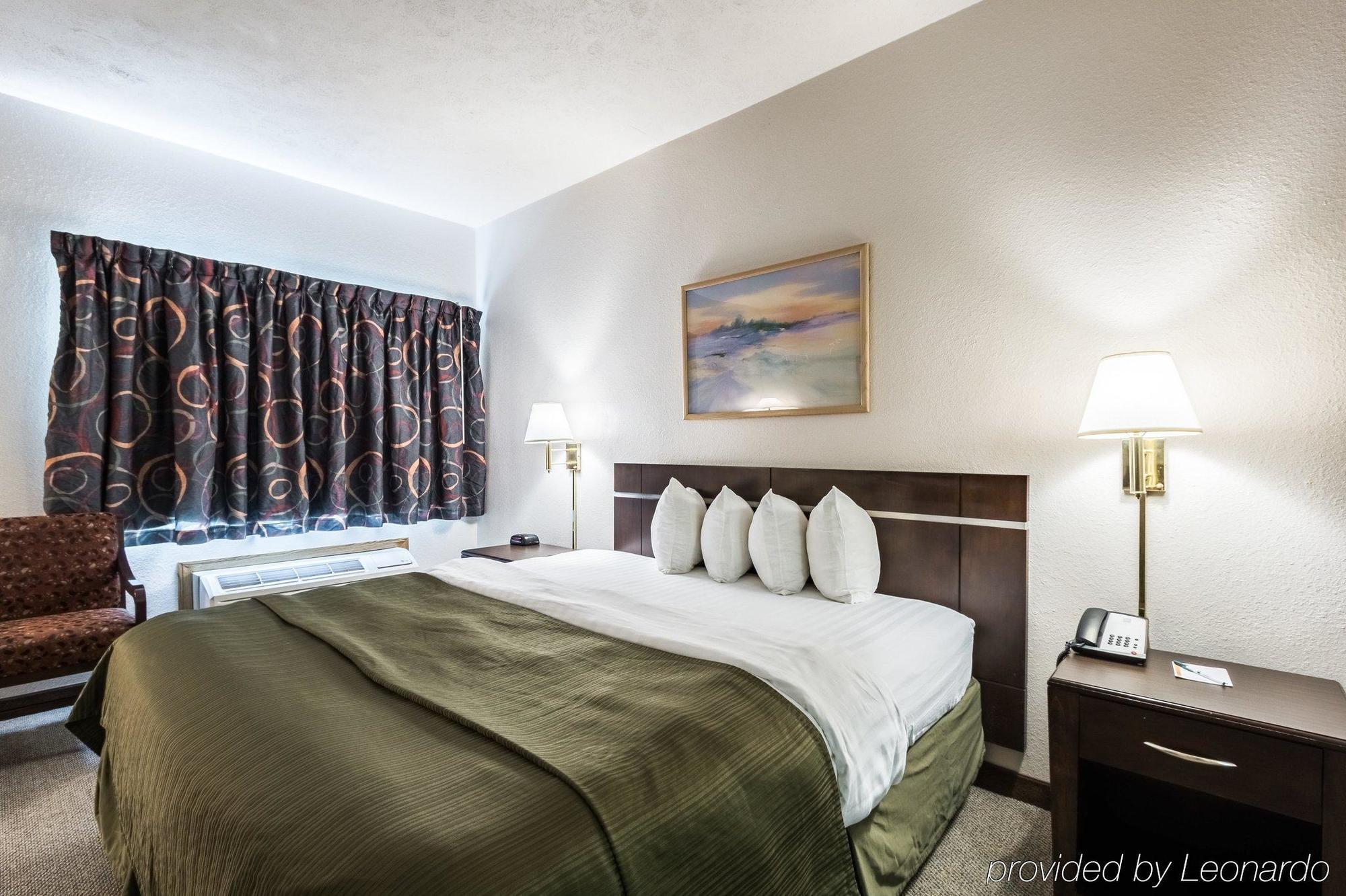 Countryside Suites אומהה מראה חיצוני תמונה