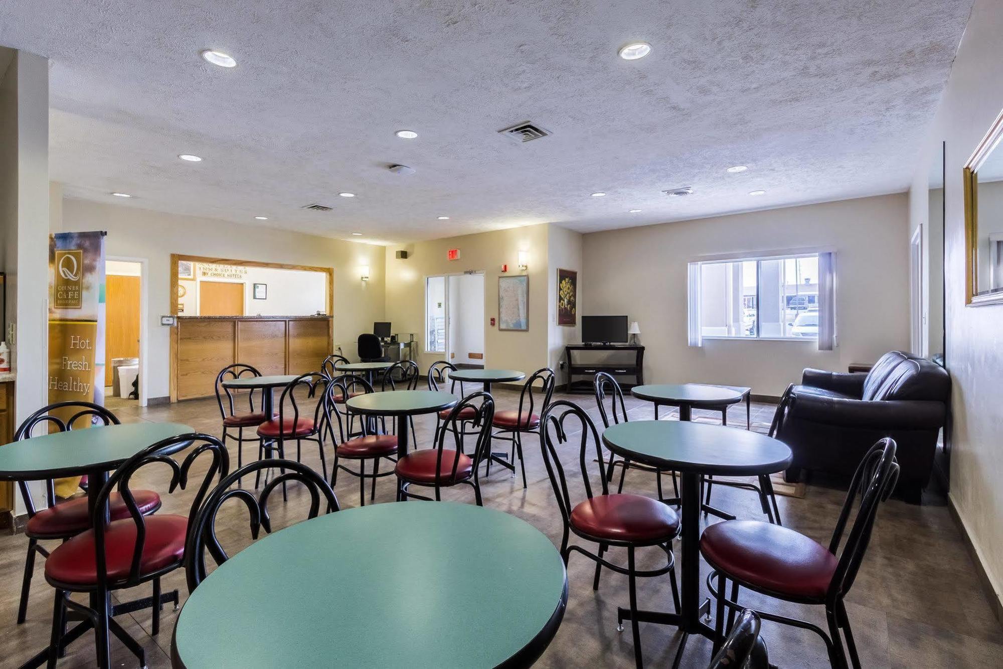Countryside Suites אומהה מראה חיצוני תמונה