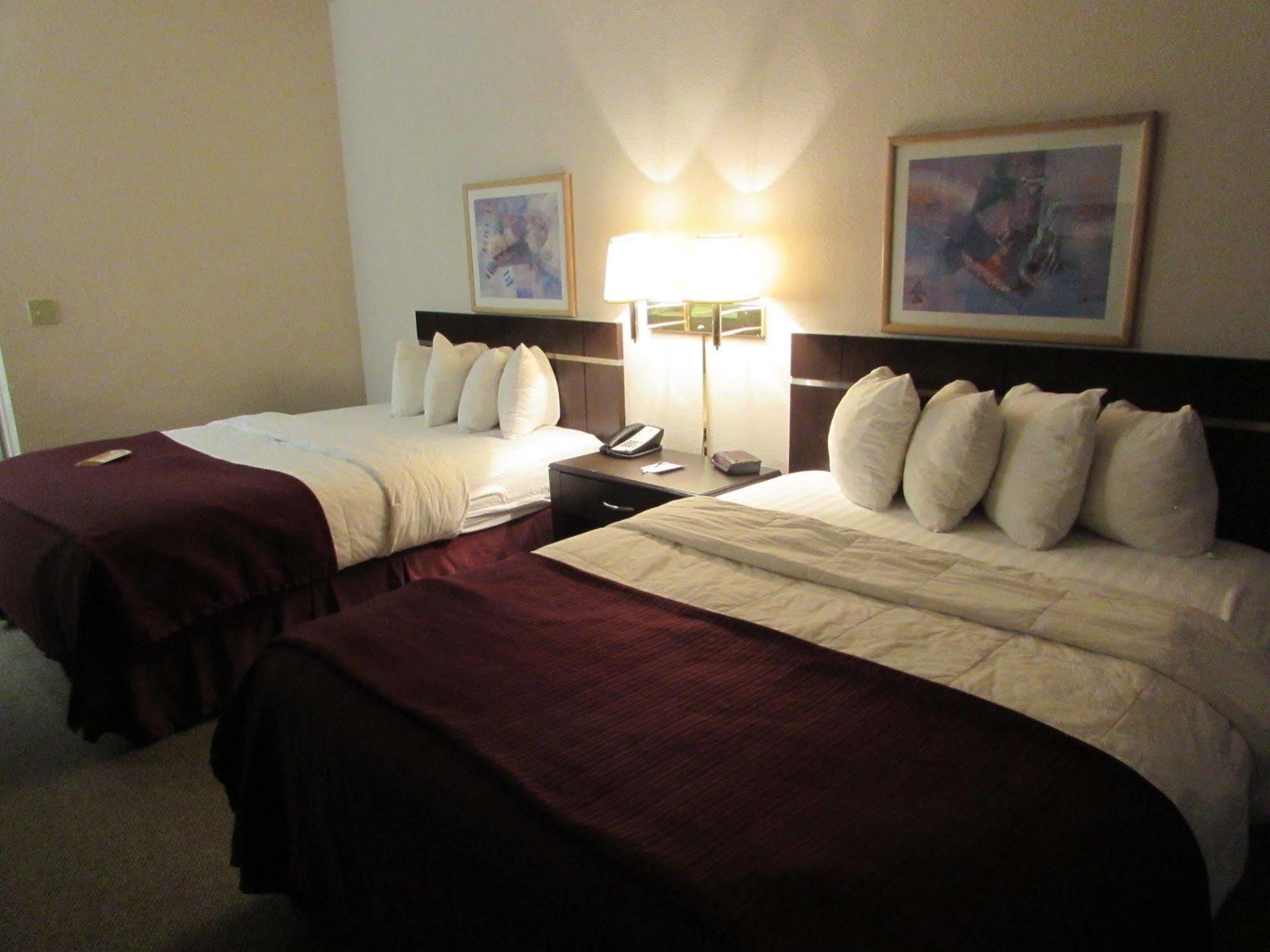 Countryside Suites אומהה מראה חיצוני תמונה