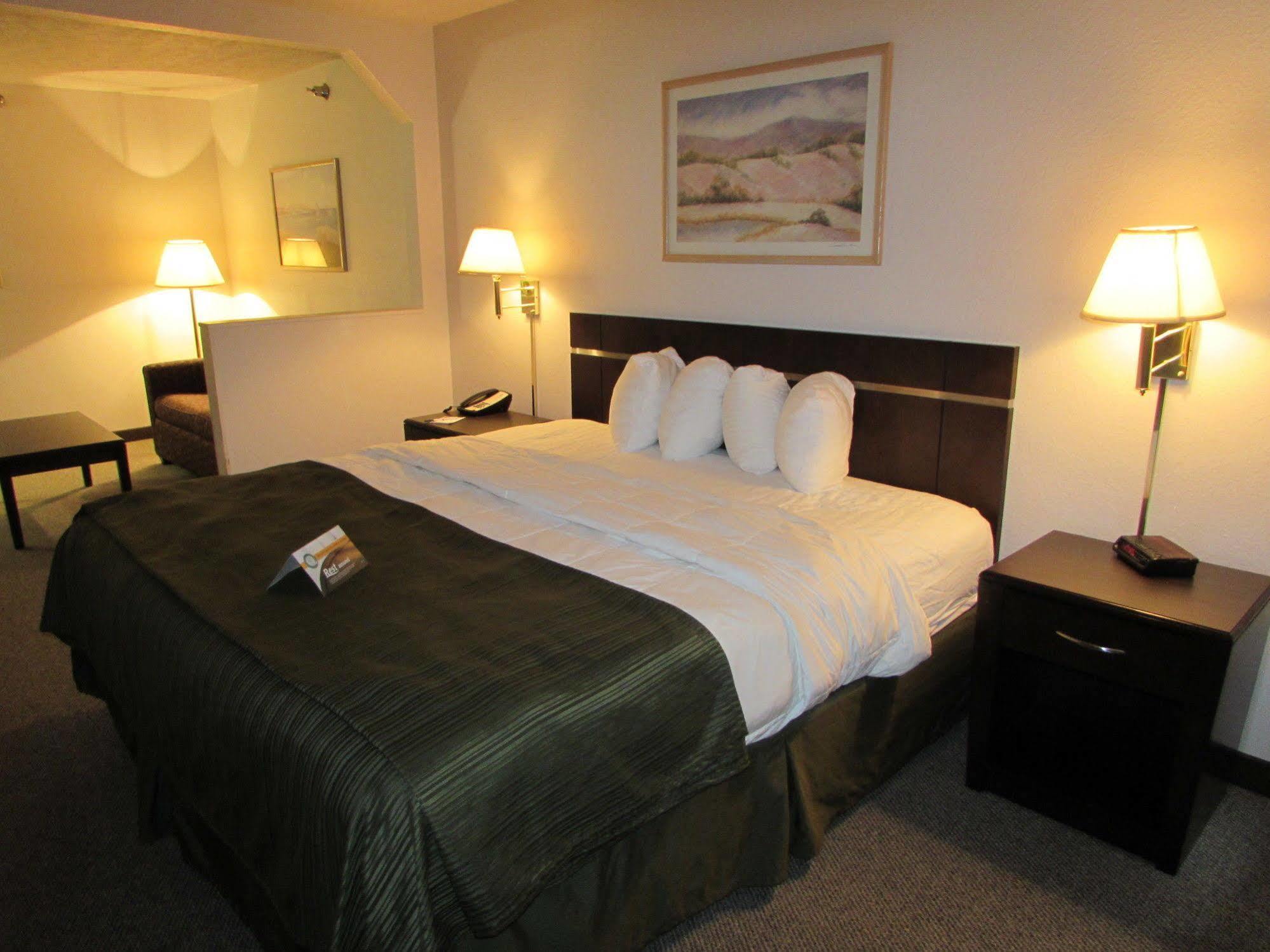 Countryside Suites אומהה מראה חיצוני תמונה